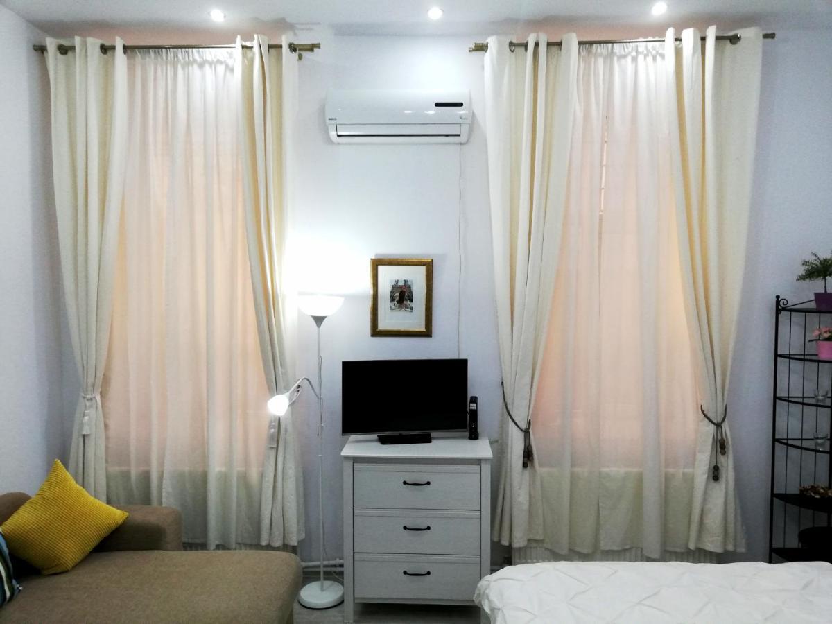 Ultracentral Studio For 4 Букурещ Екстериор снимка