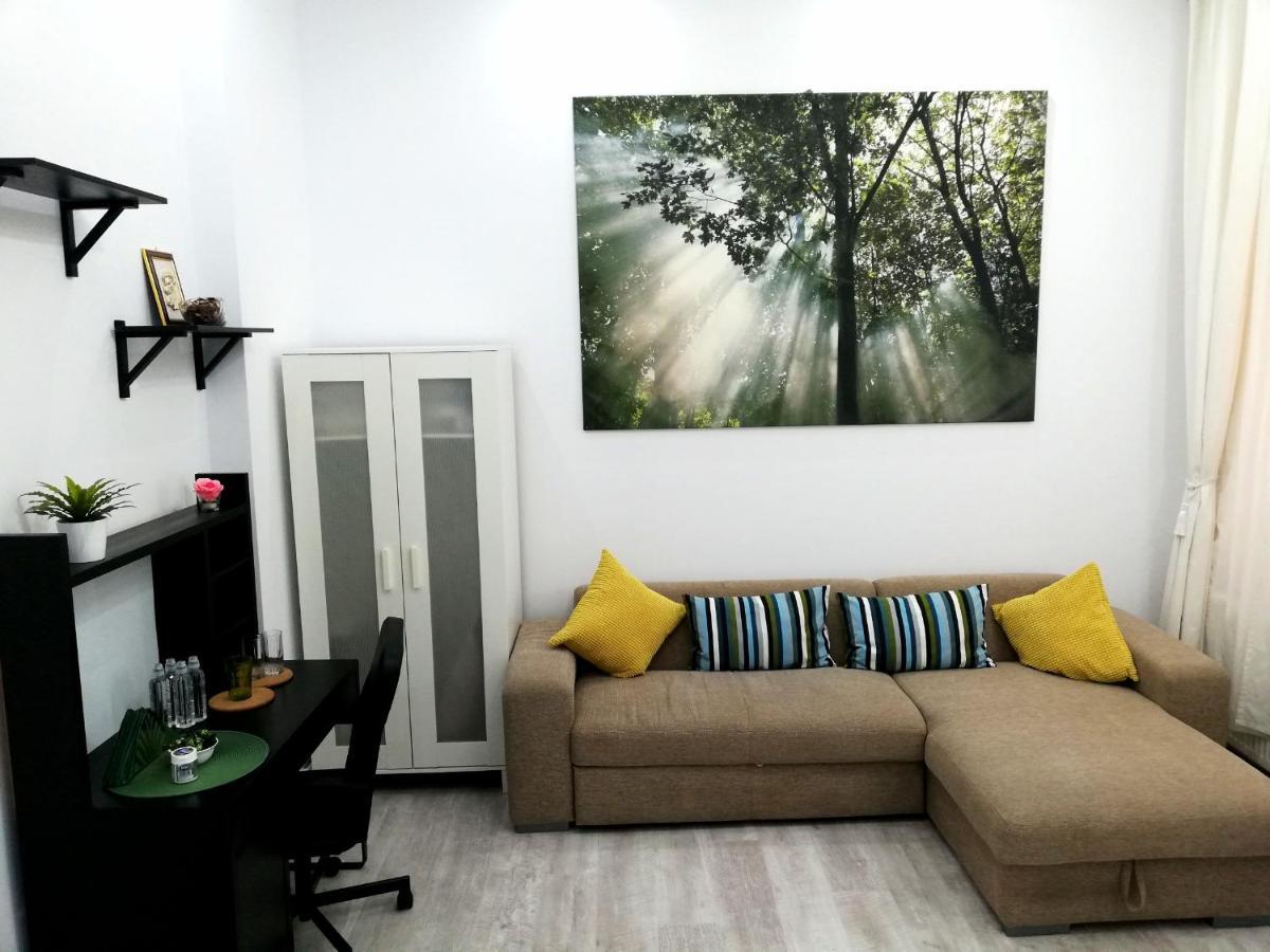 Ultracentral Studio For 4 Букурещ Екстериор снимка
